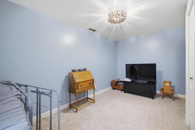 1413 Lee AVENUE, West Bend, WI 53090