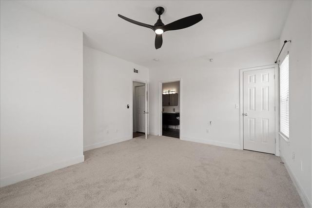 11625 Tomahawk Creek Parkway L, Leawood, KS 66211