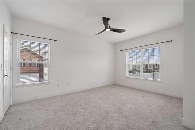 11625 Tomahawk Creek Parkway L, Leawood, KS 66211