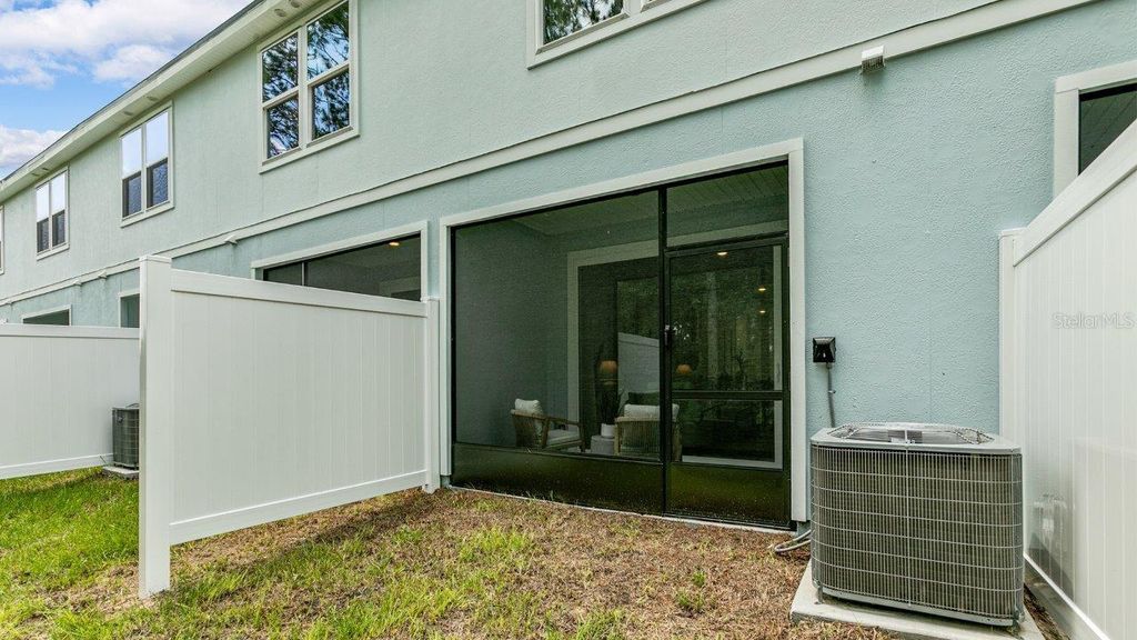 Image 26 of property listing at 197 PALMETTO RIDGE ROAD, St Augustine, FL 32095