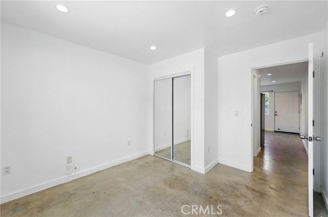500 64th, Los Angeles, CA 90003
