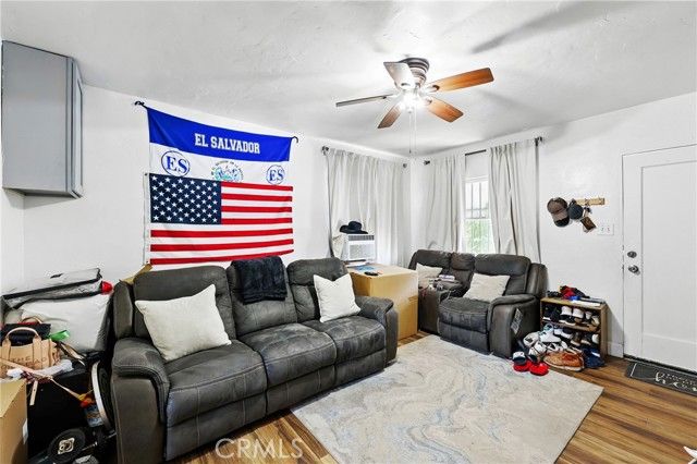 500 64th, Los Angeles, CA 90003