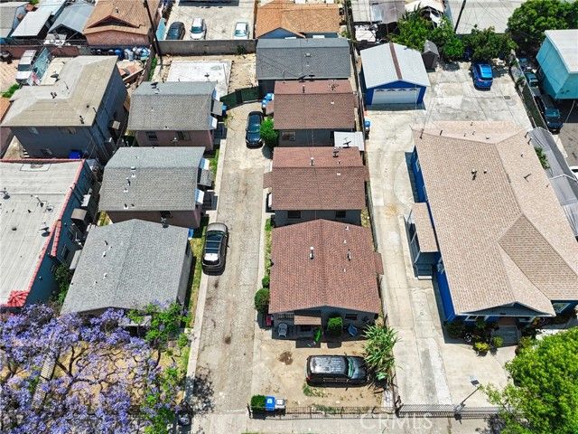 500 64th, Los Angeles, CA 90003