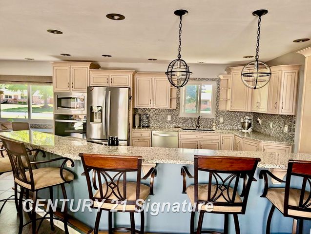 6390 Belmar Drive, Saginaw, MI 48603