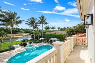 2558 Escada CT, Naples, FL 34109