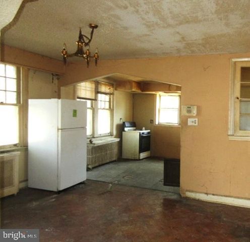 7499 BRIAR RD, Philadelphia, PA 19138