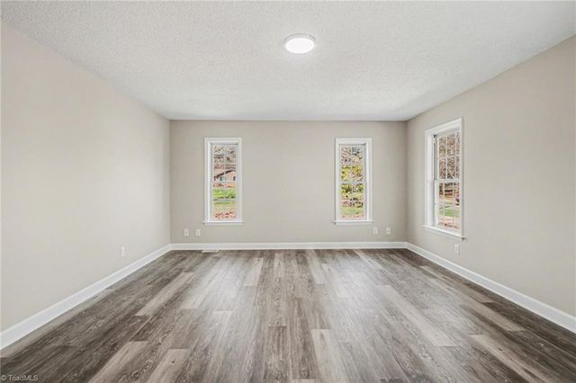 259 Stewart Road, Winston-salem, NC 27107