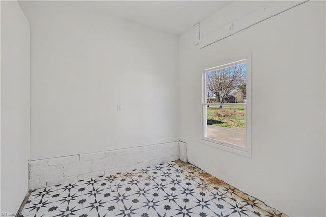 259 Stewart Road, Winston-salem, NC 27107