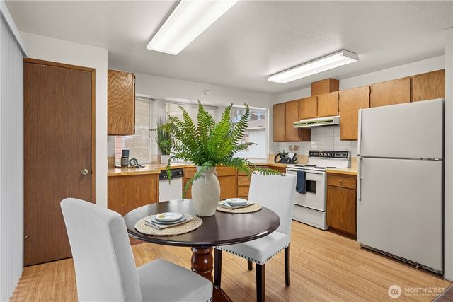 226 S 78th Street, Tacoma, WA 98408