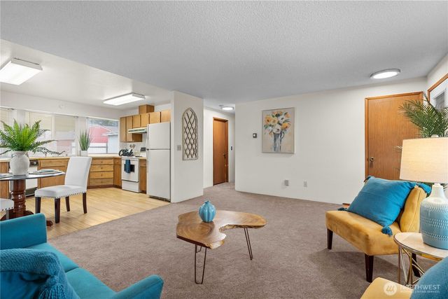 226 S 78th Street, Tacoma, WA 98408