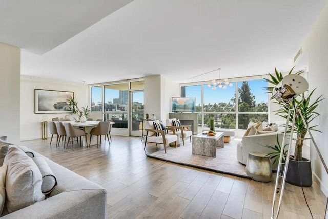 510 1st Ave 402, San Diego, CA 92101