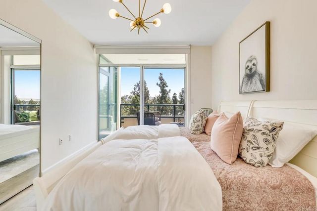 510 1st Ave 402, San Diego, CA 92101