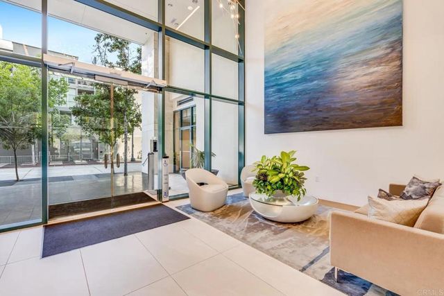 510 1st Ave 402, San Diego, CA 92101
