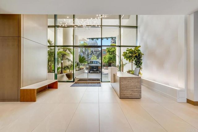 510 1st Ave 402, San Diego, CA 92101