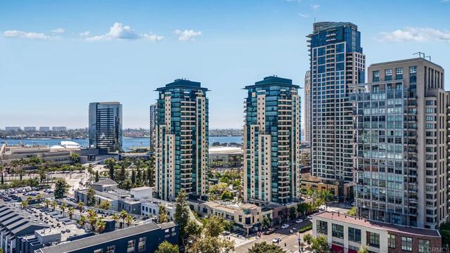 510 1st Ave 402, San Diego, CA 92101