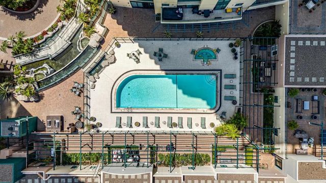 510 1st Ave 402, San Diego, CA 92101
