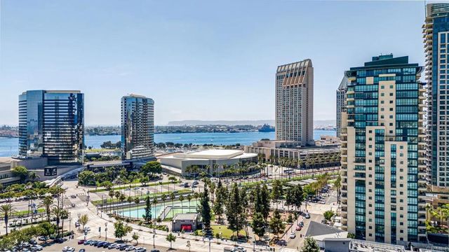 510 1st Ave 402, San Diego, CA 92101