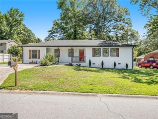 5425 WESTFORD Circle, Atlanta, GA 30349