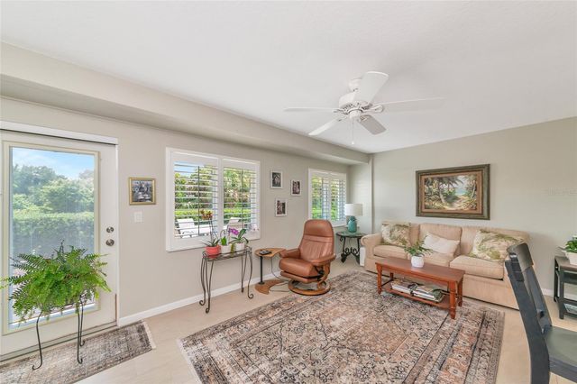 422 CIRCLEWOOD DRIVE H6, Venice, FL 34293