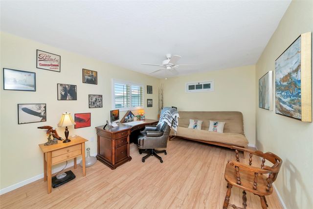 422 CIRCLEWOOD DRIVE H6, Venice, FL 34293