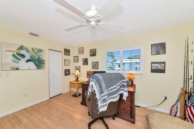 422 CIRCLEWOOD DRIVE H6, Venice, FL 34293