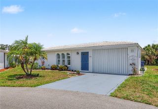 422 CIRCLEWOOD DRIVE H6, Venice, FL 34293