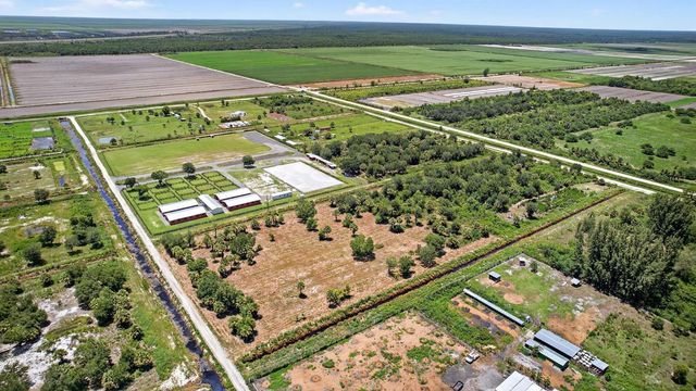 Xx Xx Bedu Court, Loxahatchee, FL 33470
