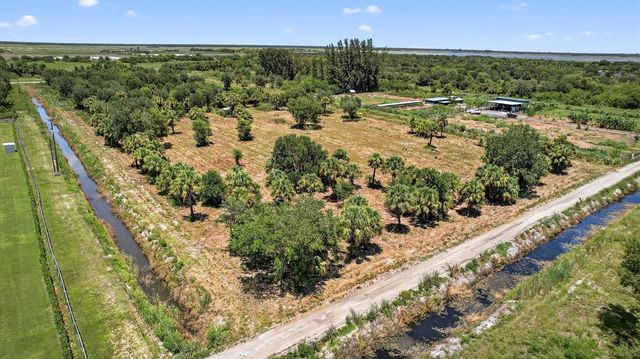 Xx Xx Bedu Court, Loxahatchee, FL 33470