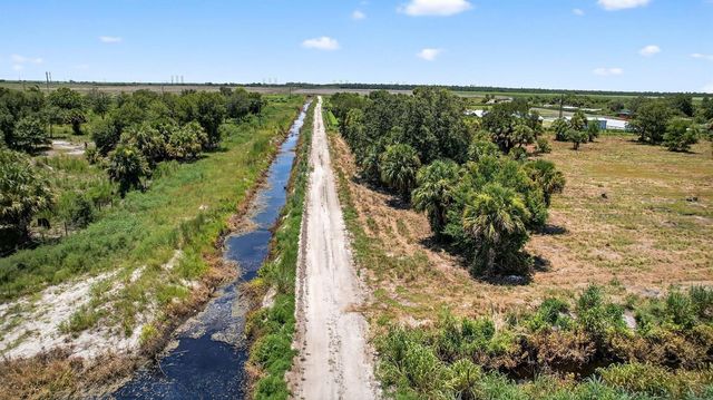 Xx Xx Bedu Court, Loxahatchee, FL 33470