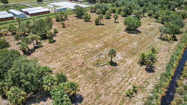 Xx Xx Bedu Court, Loxahatchee, FL 33470