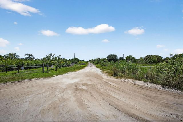 Xx Xx Bedu Court, Loxahatchee, FL 33470