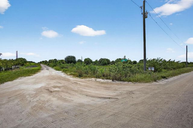 Xx Xx Bedu Court, Loxahatchee, FL 33470