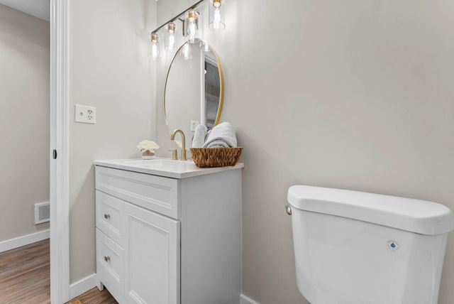 5610 Spencer Brook Drive NW, Cambridge, MN 55008