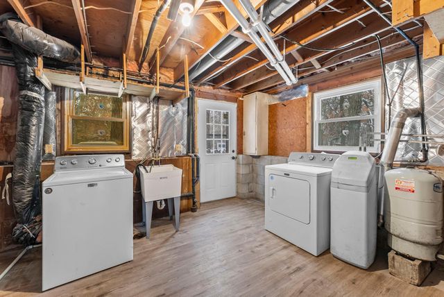 5610 Spencer Brook Drive NW, Cambridge, MN 55008