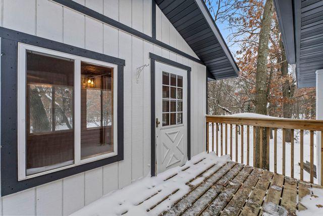 5610 Spencer Brook Drive NW, Cambridge, MN 55008