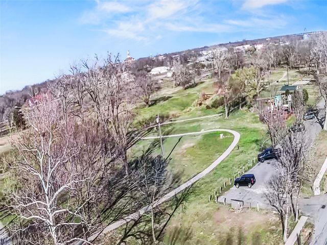 503 S 5th Street, Bonham, TX 75418