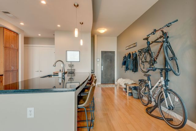 900 20th Ave S Apt 1606, Nashville, TN 37212