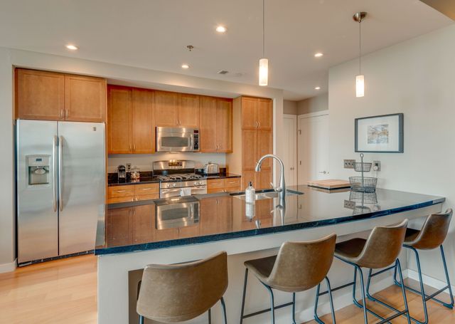 900 20th Ave S Apt 1606, Nashville, TN 37212