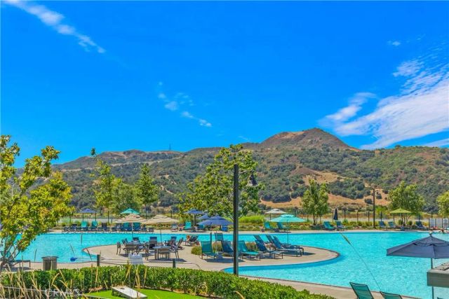 116 Sencillo Place, Rancho Mission Viejo, CA 92694