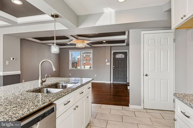 5811 THE ALAMEDA, Baltimore, MD 21239