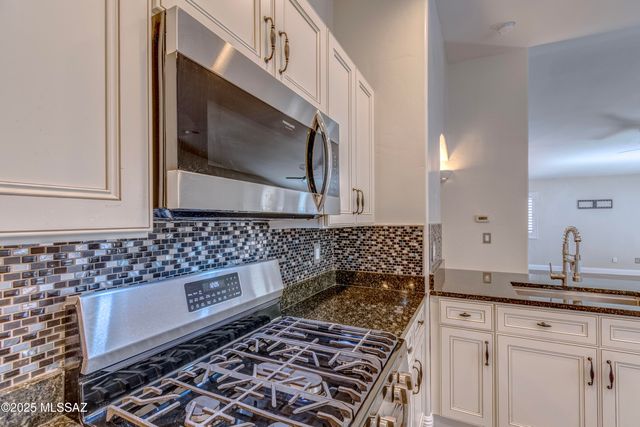 5577 W Painted Cliff Drive, Marana, AZ 85658