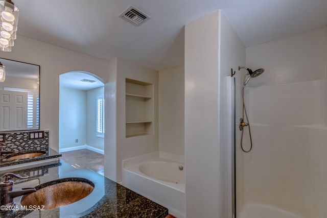 5577 W Painted Cliff Drive, Marana, AZ 85658