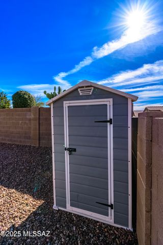 5577 W Painted Cliff Drive, Marana, AZ 85658