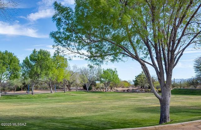 5577 W Painted Cliff Drive, Marana, AZ 85658