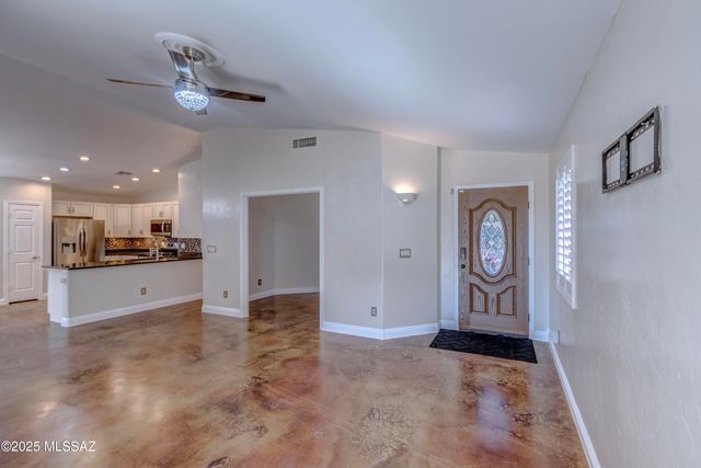 5577 W Painted Cliff Drive, Marana, AZ 85658