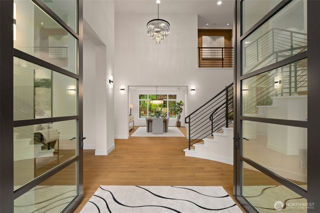 105 Windsor Drive SE, Sammamish, WA 98074