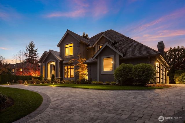 105 Windsor Drive SE, Sammamish, WA 98074