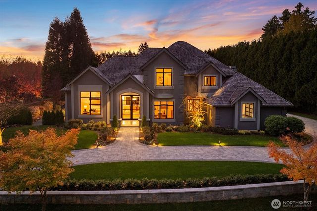 105 Windsor Drive SE, Sammamish, WA 98074
