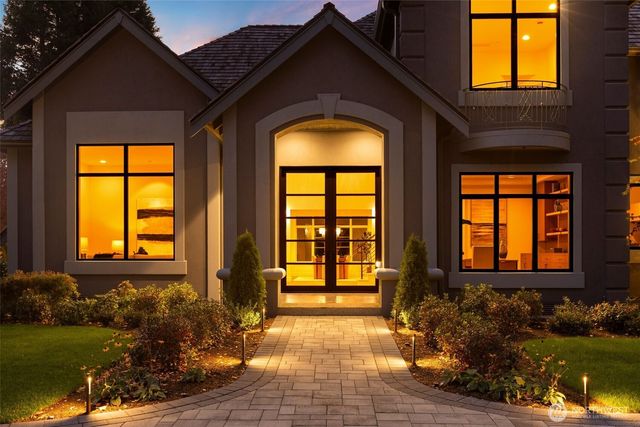 105 Windsor Drive SE, Sammamish, WA 98074