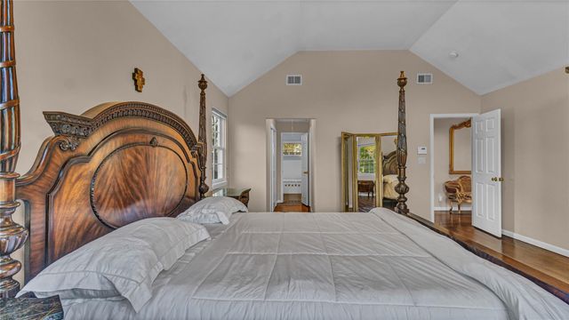 91 Chicago Avenue, Massapequa, NY 11758